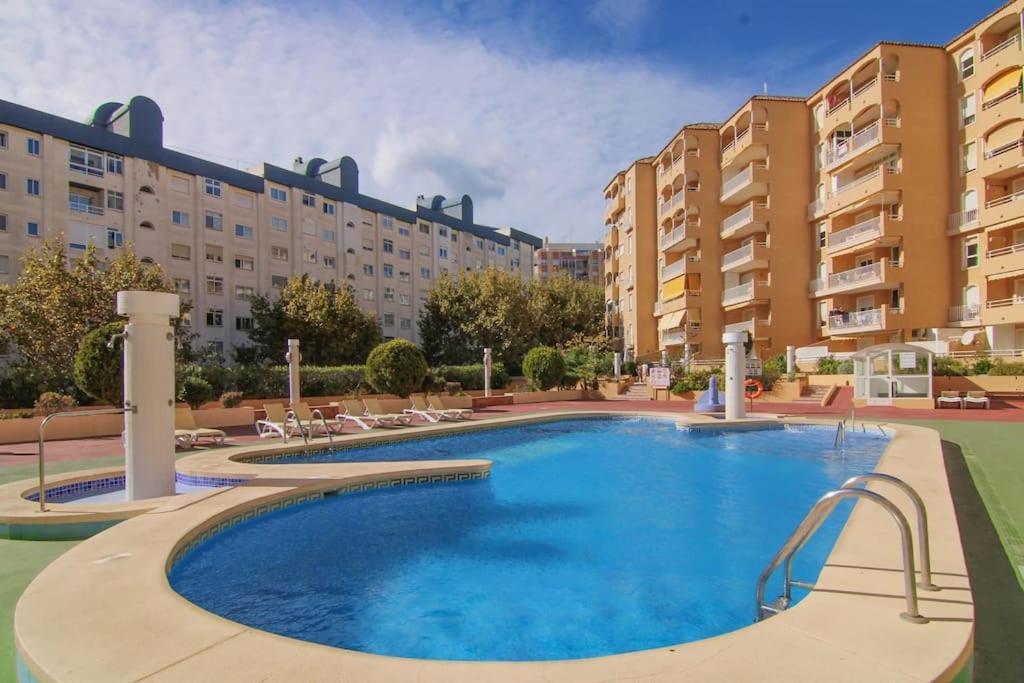 Centrico Con Piscina - Apolovii Appartement
